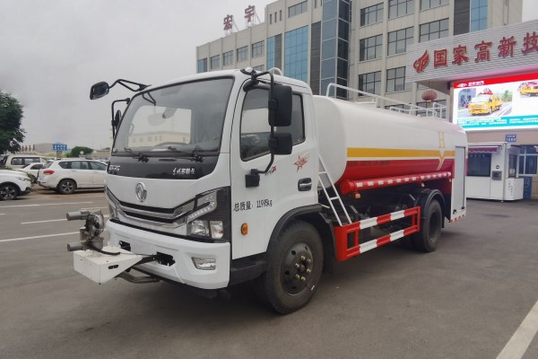 宏宇东风9m³消防洒水车